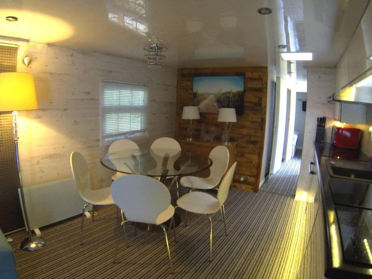 Apartamento Woodland View - A Place To Escape Swynnerton Exterior foto