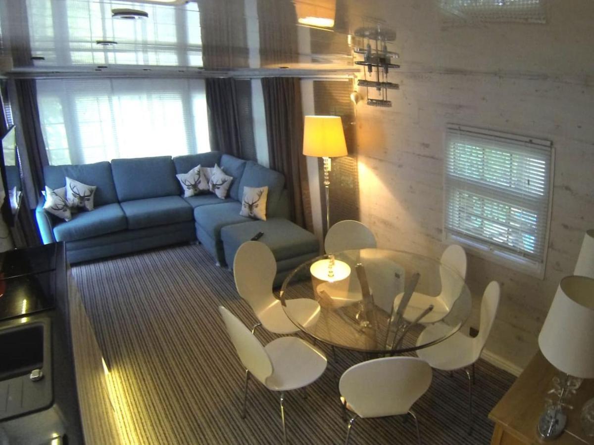 Apartamento Woodland View - A Place To Escape Swynnerton Exterior foto